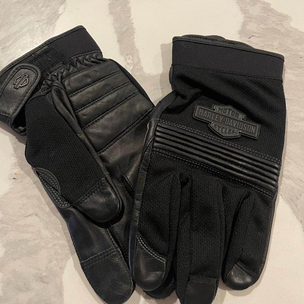 Men’s Harley Davidson riding gloves